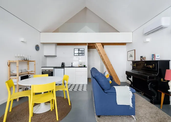 Cool Alegria Loft Mezzanine Retreat *