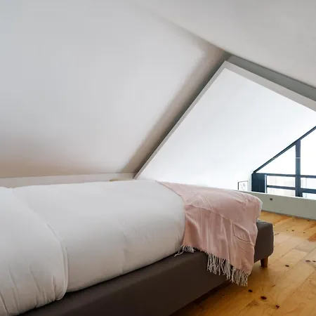 Cool Alegria Loft Mezzanine Retreat