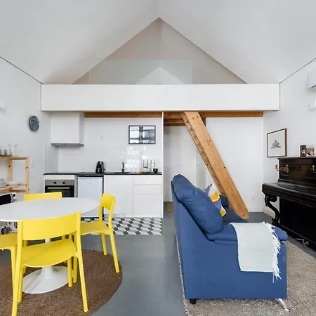 Cool Alegria Loft Mezzanine Retreat *